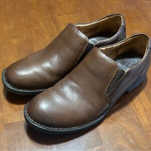 Born Womens 7.5 / 38.5 Leather Round Toe Comfort Slip On Loafer Shoes W81922